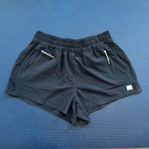 Vuori Black Shorts, Size Small